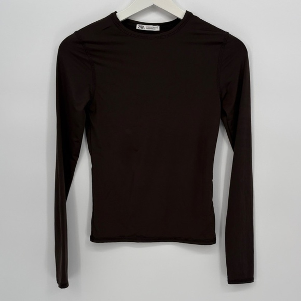 🧲 Zara dark brown Long Sleeve crewneck layering top Top